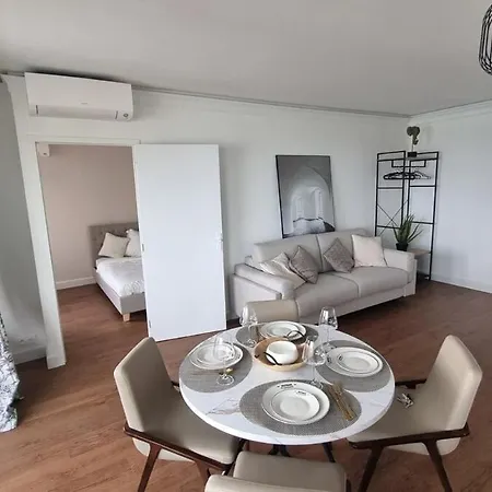 Sea View 1br, Steps To The